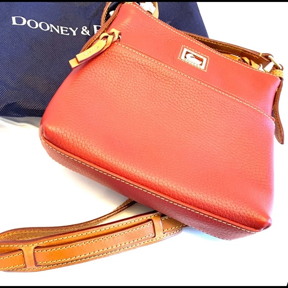 Dooney Bourke purse - Picture 5 of 7